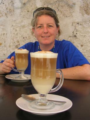 Hel & Peruvian cappucino