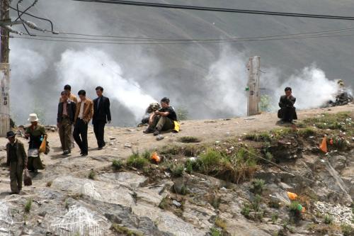 Potala-pilgrims